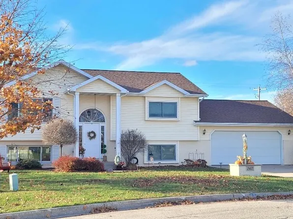 2417 21st STREET, Menominee, MI 49858