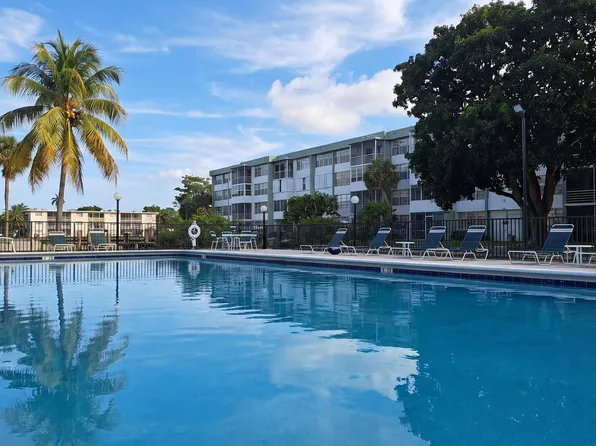 2771 Taft Street #302, Hollywood, FL 33020