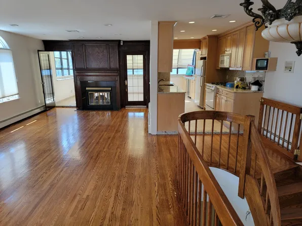 2380 E 72nd St, Brooklyn, NY 11234
