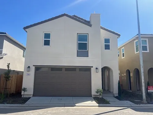 1504 Pioneer Ln Photo 1