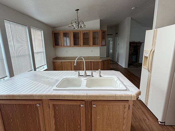 5th image of 2957 Doc Mackey Rd #2