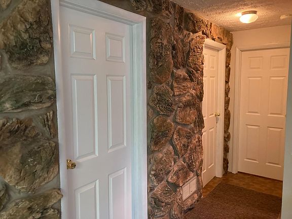 4th image of 6728 Kentford Ct