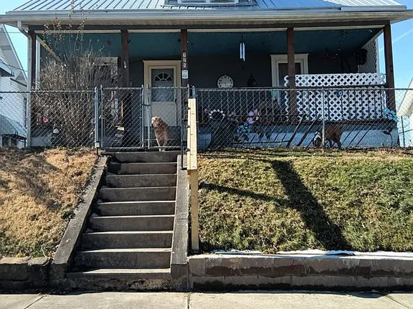 725 Drew St, Saint Albans, WV 25177