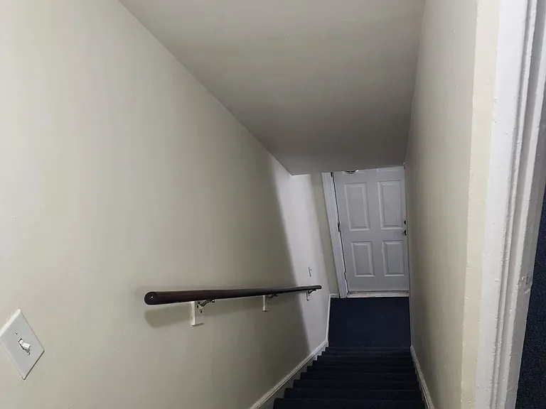 137-143 Cannon Rd — Photo 6