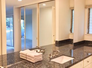 60 Los Altos Sq, Los Altos, CA 94022