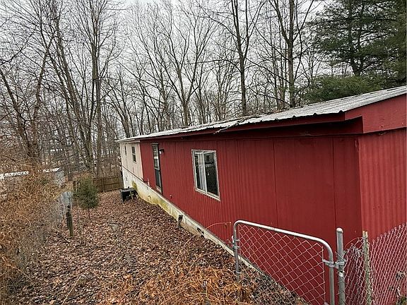 4th image of 1831 Hylander Drive