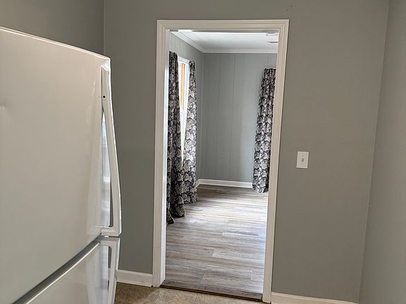 3rd image of 5120 Rivers Ave #135