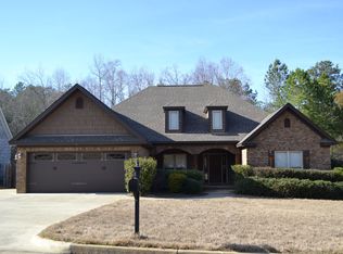 102 Southern Hollow Ct, Wetumpka, AL 36093