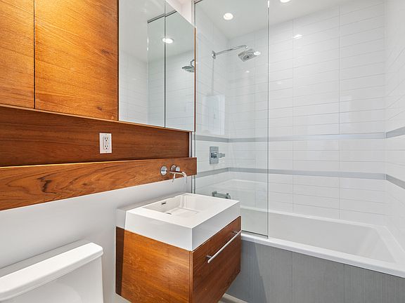 4th image of 333 E 109th St APT 5A