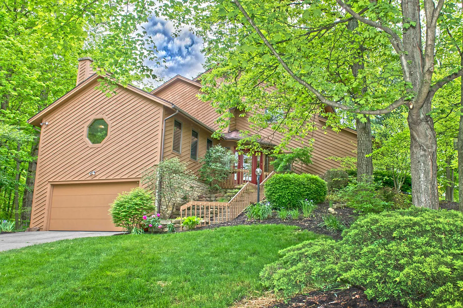 52 Bridlewood Trce photo 1