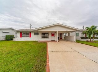 9677 Mainlands Blvd W #1, Pinellas Park, FL 33782
