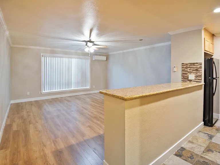 Sunset Ridge at La Crescenta — Photo 33