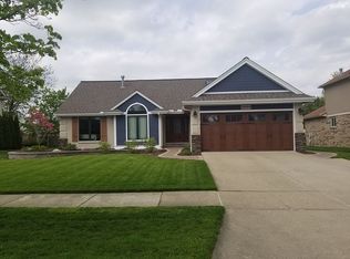 46664 Doubletree Rd, Canton, MI 48187