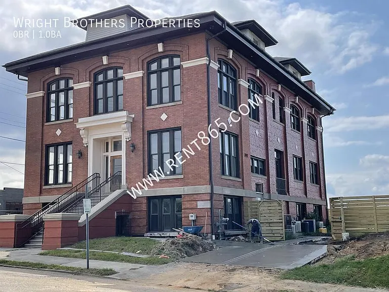 114 Dameron Ave #101 — Photo 9