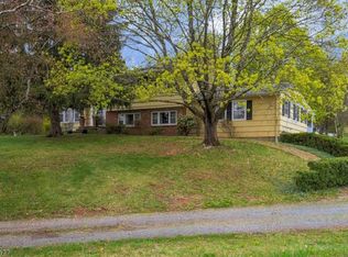 63 Lamington Rd, Branchburg, NJ 08876