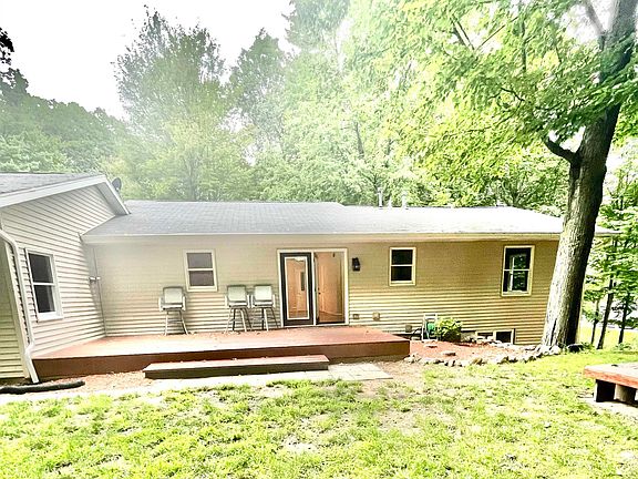 4th image of 972 Peninsula Dr