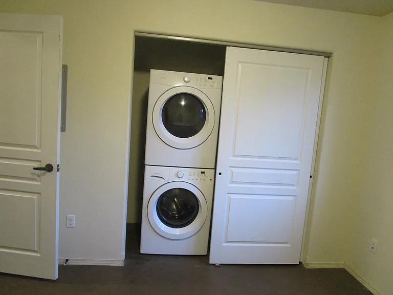 1005 Apex Ln #4 — Photo 7
