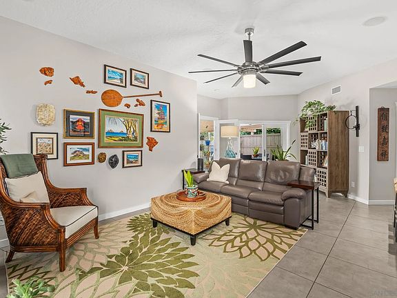 3rd image of 7531 Cowles Mountain Blvd