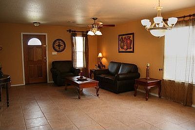 2nd image of 1527 Agency Point