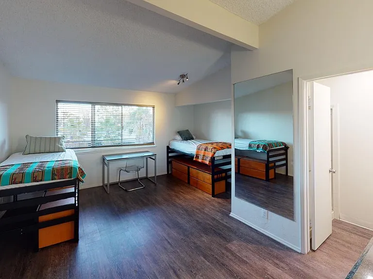 831 Cliff Dr — Photo 39