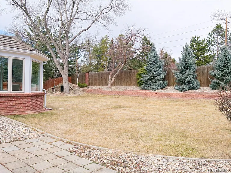 5927 S Yates Ct — Photo 26