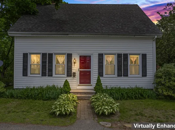 25 Sheldon Street, Farmingdale, ME 04344