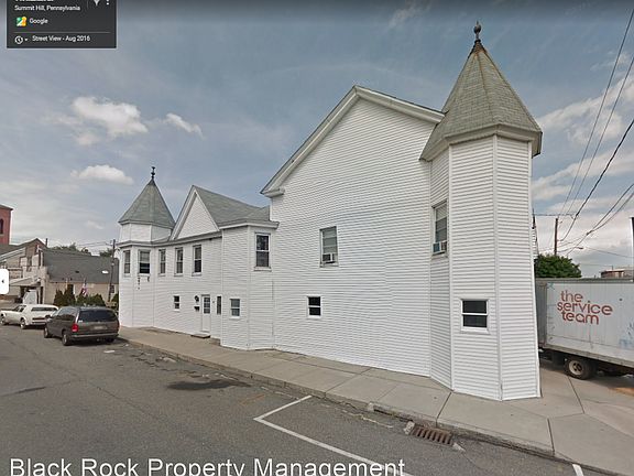2nd image of 52 W Ludlow St #11726431