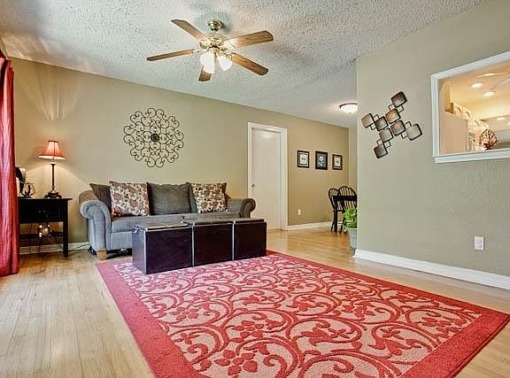 2nd image of 10516 Aledo Dr