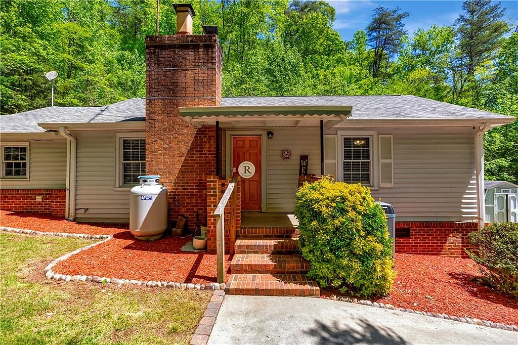 3177 Pumpkintown Hwy, Pickens, SC 29671 Zillow