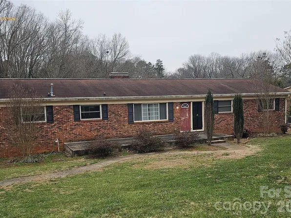 9716 Sunway Dr, Mint Hill, NC 28227