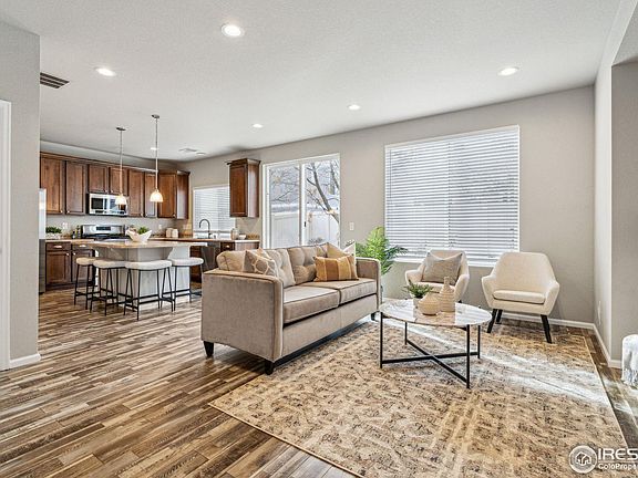 4th image of 3900 Blackwood Ln