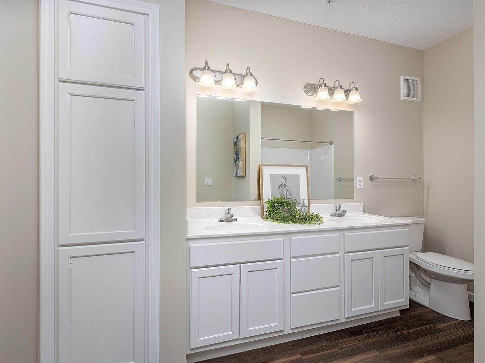 2592 Middle Rd Bettendorf, IA Zillow Apartments for Rent in Bettendorf