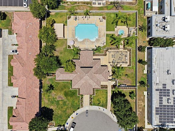 5th image of 8406 White Rock Dr