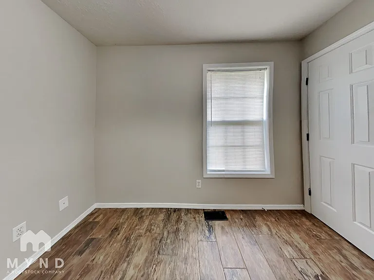 1003 W Snider St — Photo 13