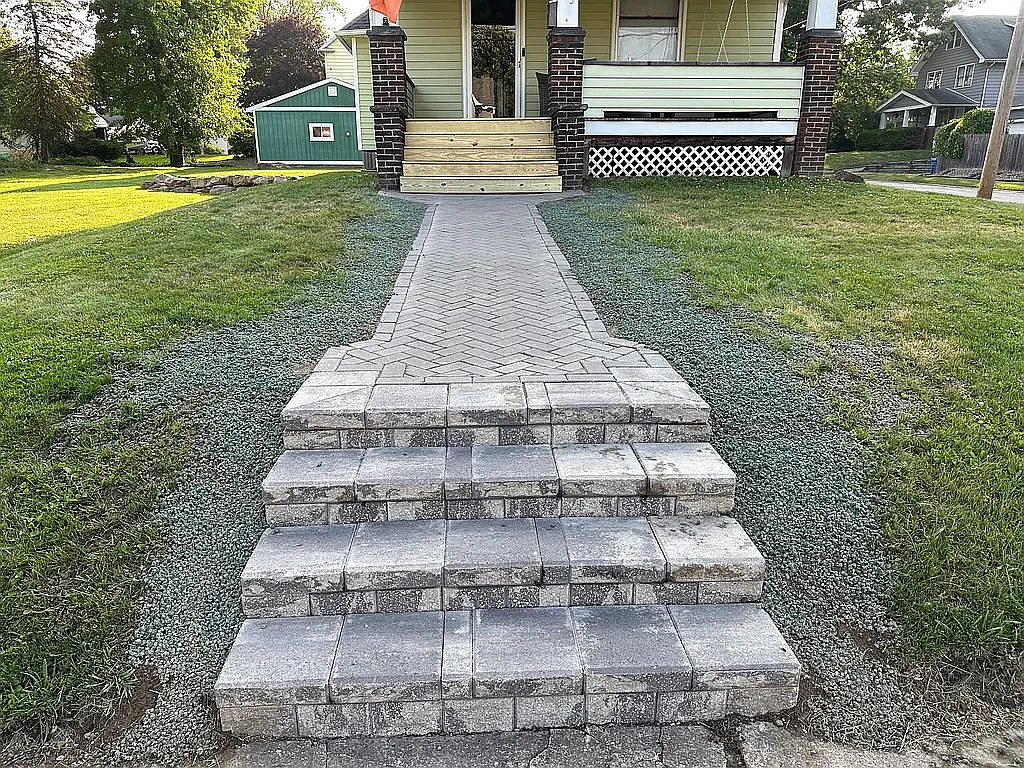 275 Poland Ave photo 1