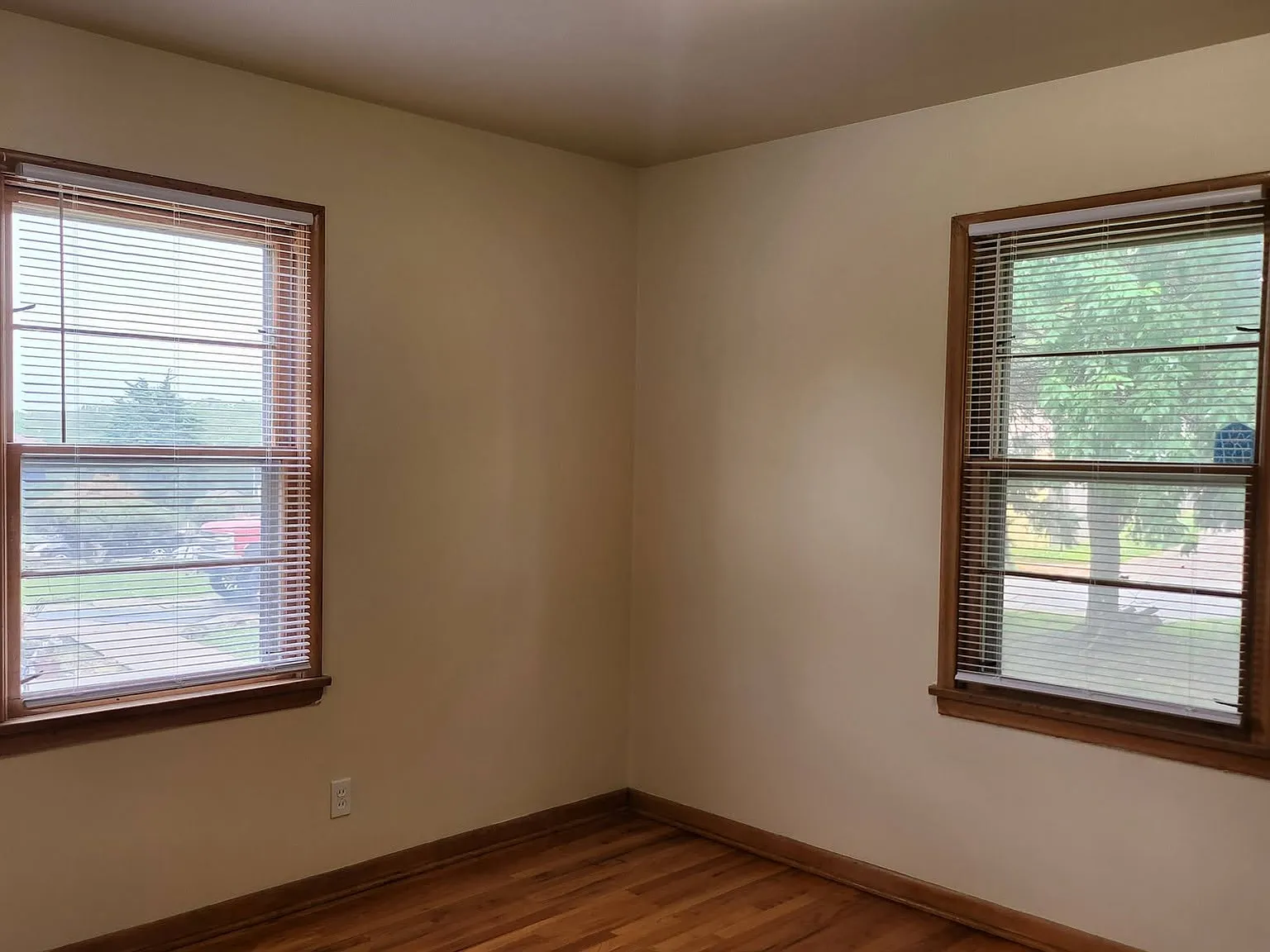 2 bed, $1,300 — Photo 4