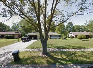 5188 Meadow Moss Ln, North Ridgeville, OH 44039