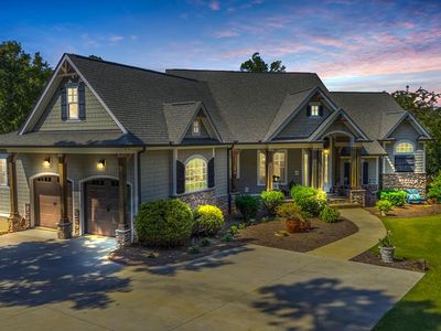 303 Commonwealth Dr, Ninety Six, SC, 29666