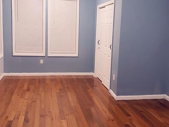 2nd image of 209 21st St Floor 1