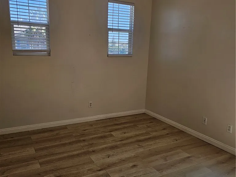 4206 Vahan Ct — Photo 12