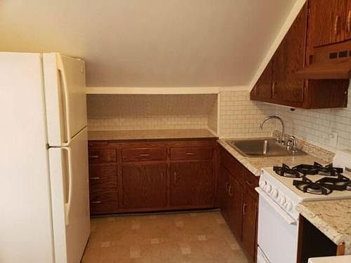 4th image of 92 Aster Ct #2