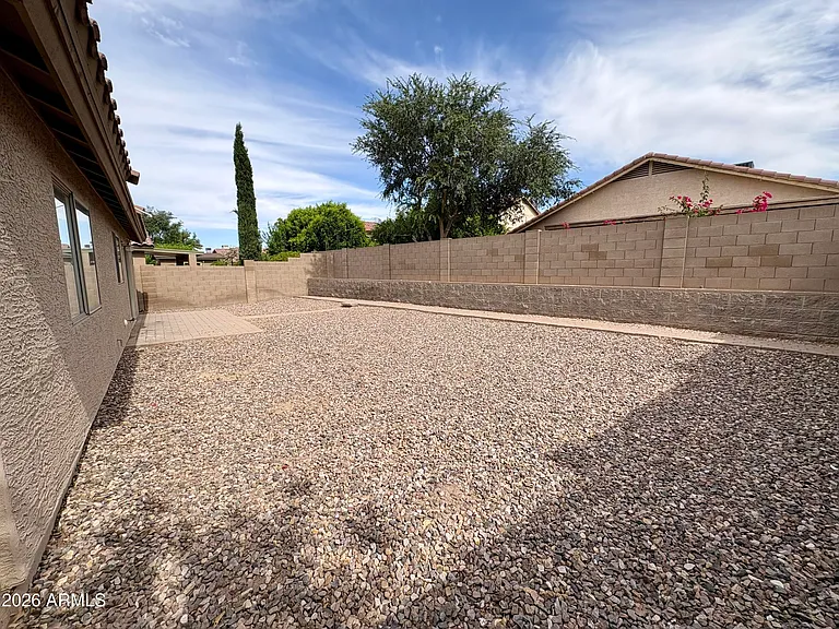 8556 W Carol Ave — Photo 38