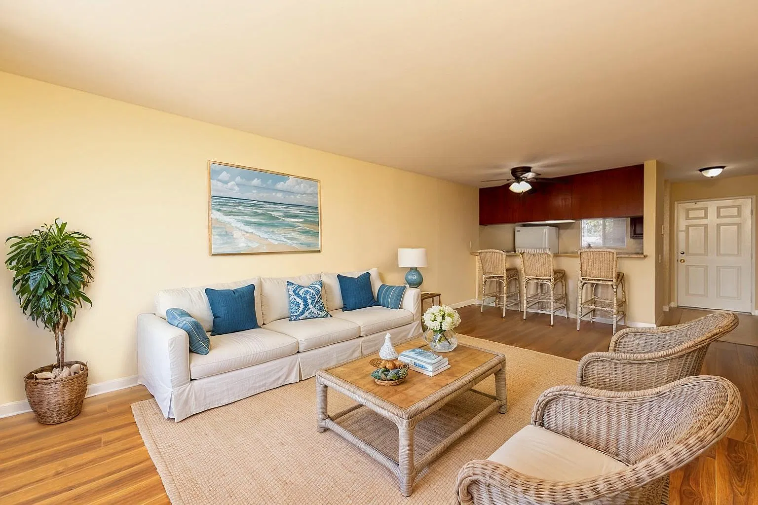 2 bed, 775 sqft, $2,295 — Photo 1