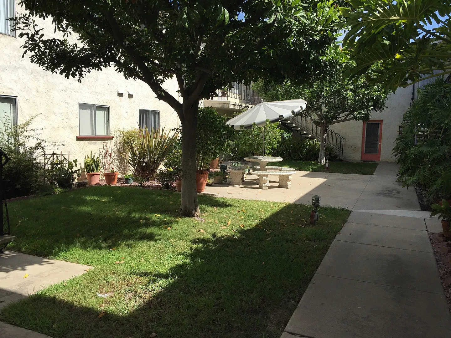 University Heights/North Park - Great upper 2BR/1BA w/parking — Photo 4