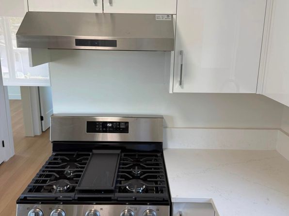 2 bedroom rental in Burnaby — photo 8