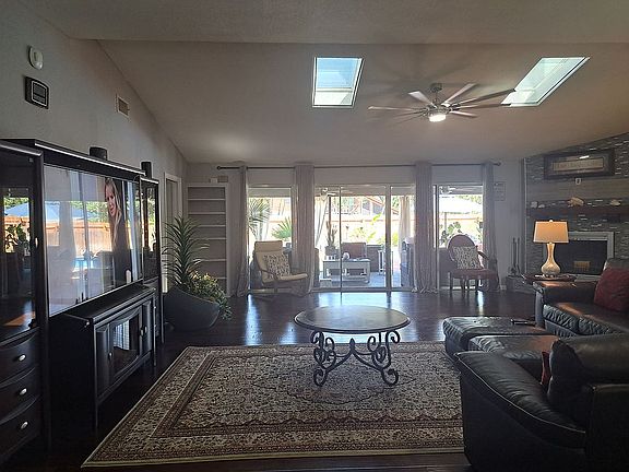 4th image of 304 Tamworth Dr
