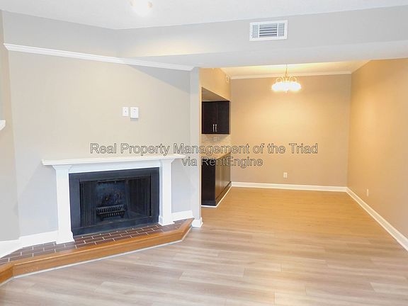 4th image of 805 W McGee St Unit B