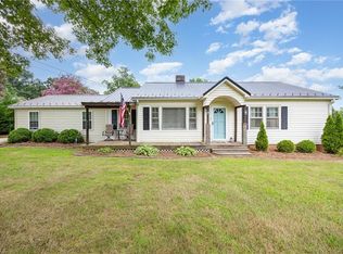 951 Helmstetler Rd, Lexington, NC 27295