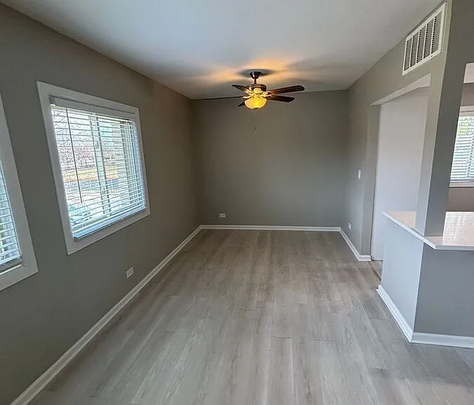 649 W Park Ave #C — Photo 5