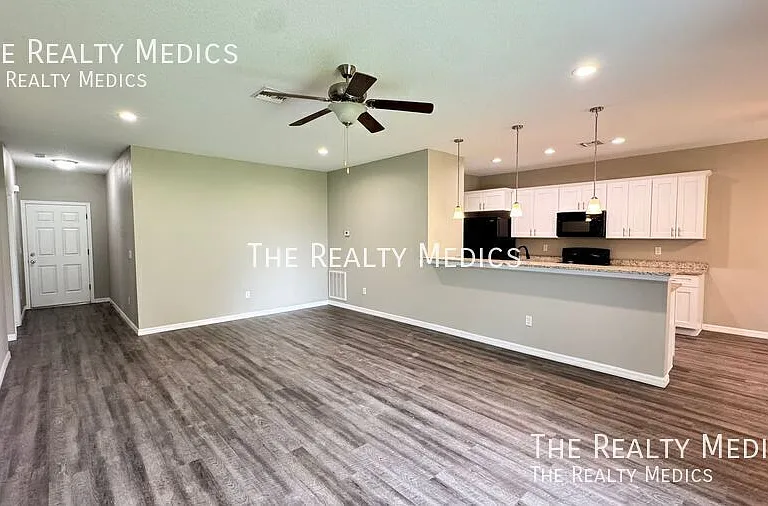 8219 Cozumel Ln — Photo 47